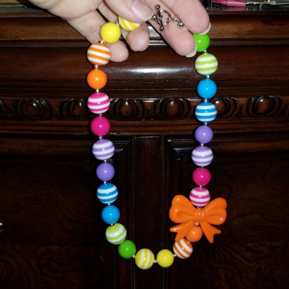 GIRLS COLORFUL BUBBLEGUM NECKLACE - Picture 4 of 5